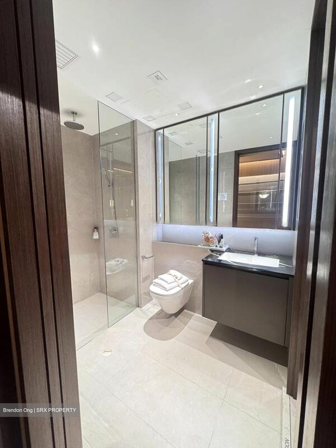 Marina Gardens Lane (D1), Condominium #480407021
